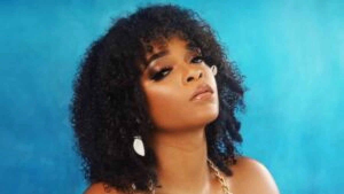 Lila Ike & Wurl Sound